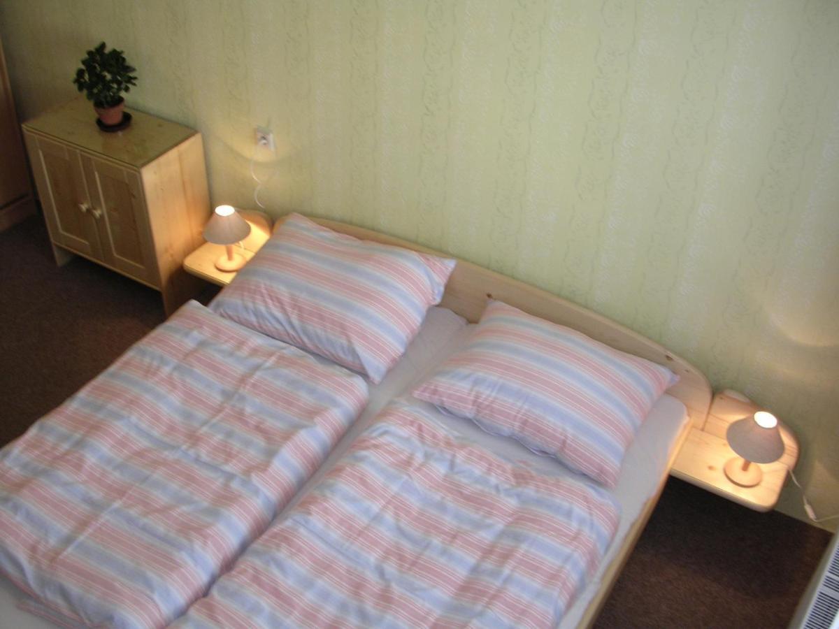 Pension Brillia Police nad Metují Exteriér fotografie