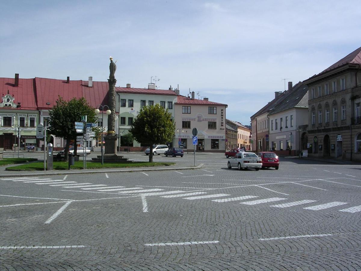 Pension Brillia Police nad Metují Exteriér fotografie